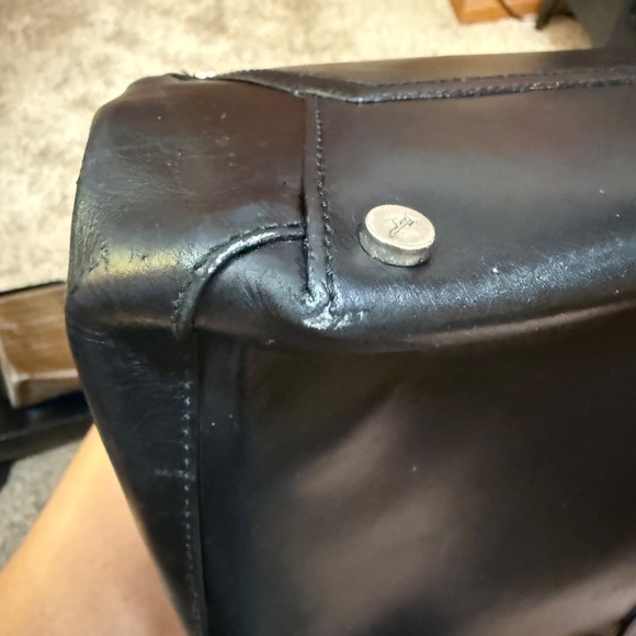 EUC Salvatore Feragamo Black Leather Tote w\COA - Picture 7 of 16